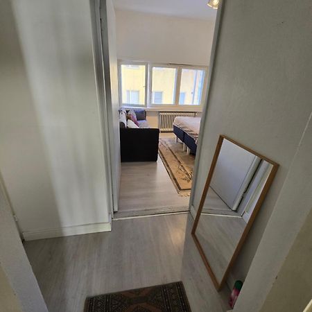 Centric Cozy Entire Studio In Kallio, Helsinki Exterior foto